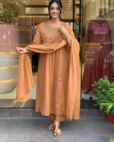 ❣️❣️❣️❣️❣️❣️❣️❣️❣️❣️
*New Launch*
Look straight out of a dreamy movie set as  you turn around and walk in this elegant flaired suit ! The perfect of traditional wear